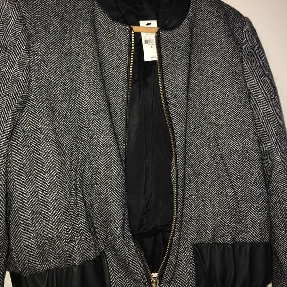 Express Tweed Jacket - Picture 3 of 3